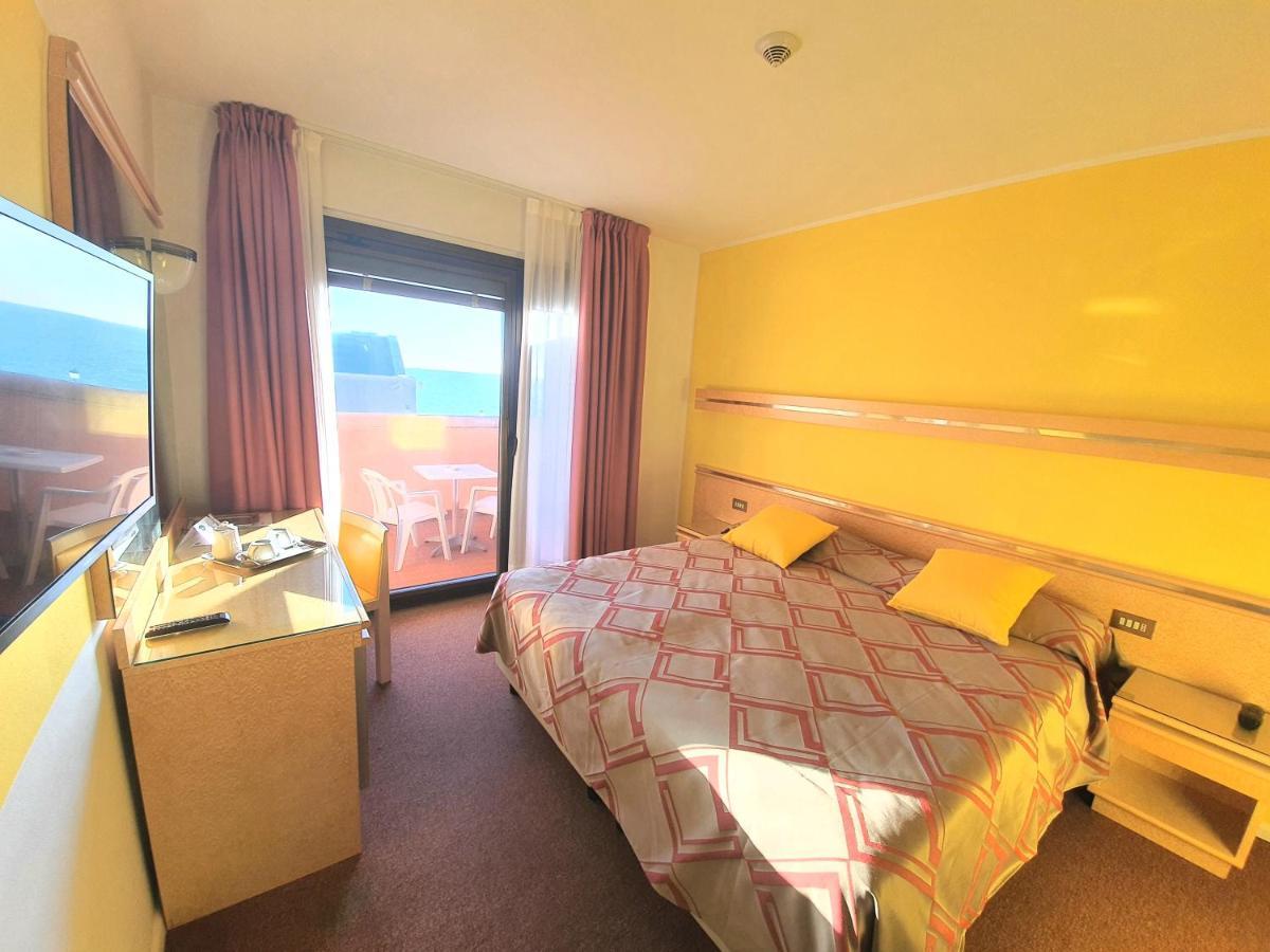 Hotel Antares Grado Exterior foto